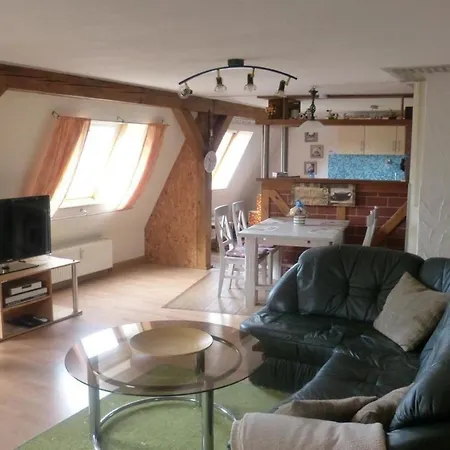 Am Stadtrand Von Apartment Demmin